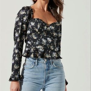 NWT. ASTR the Label peplum blouse. Black blue floral.